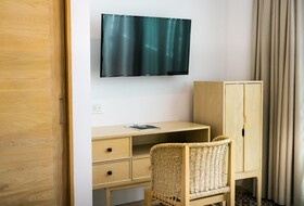 Auténtico Vertical Hotel