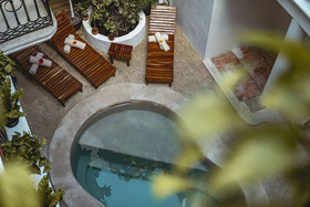 Banana Boutique By GuruHotel