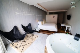 Be Playa Hotel