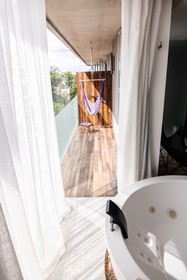 Be Playa Hotel