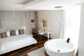 Be Playa Hotel