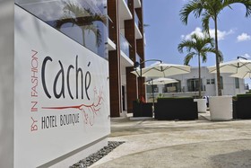 Caché Boutique