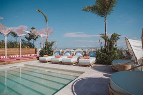 Calixta Hotel