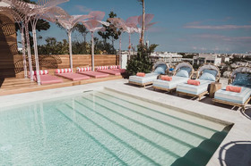 Calixta Hotel