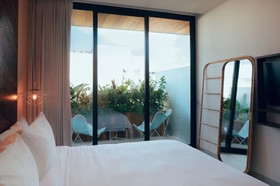 Calixta Hotel