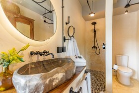 Caribbean Paradise Hotel Boutique & Dive Center