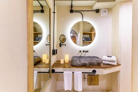 Caribbean Paradise Hotel Boutique & Dive Center