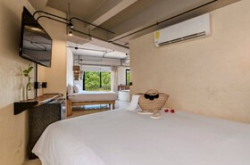 Caribbean Paradise Hotel Boutique & Dive Center