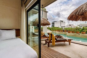Caribbean Paradise Hotel Boutique & Dive Center