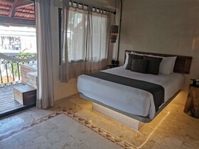 Caribbean Paradise Hotel Boutique & Dive Center
