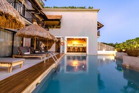 Caribbean Paradise Hotel Boutique & Dive Center