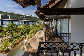 Caribbean Paradise Hotel Boutique & Dive Center