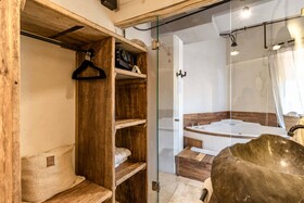 Caribbean Paradise Hotel Boutique & Dive Center