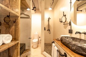 Caribbean Paradise Hotel Boutique & Dive Center
