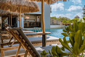 Caribbean Paradise Hotel Boutique & Dive Center