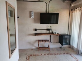 Caribbean Paradise Hotel Boutique & Dive Center