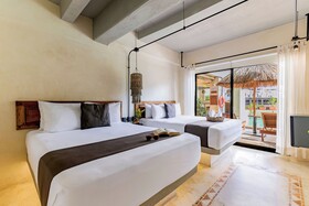 Caribbean Paradise Hotel Boutique & Dive Center