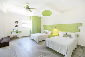 Casa Kaoba Hotel & Suites