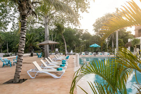 Casa Kaoba Hotel & Suites