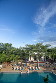 Casa Kaoba Hotel & Suites
