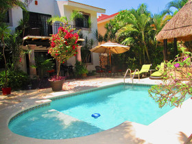 Casa Royal Palms by Playa Paradise