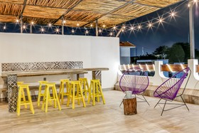 Casa Valentina by Las Flores