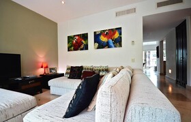 Condo Boutique