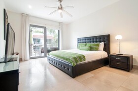 Condo Boutique