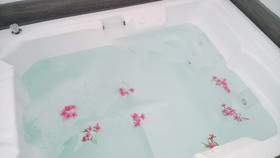 Dream House Jacuzzi