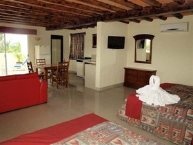 El Campanario Hotel & Estudios
