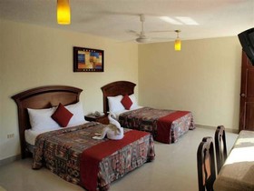 El Campanario Hotel & Estudios