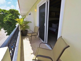El Campanario Hotel & Estudios