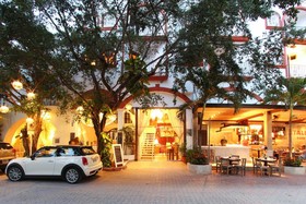 Alma y Mar Hotel & Suites