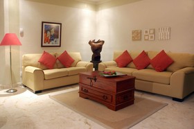 El Taj Oceanfront & Beachside Condos