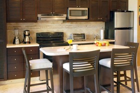 El Taj Oceanfront & Beachside Condos