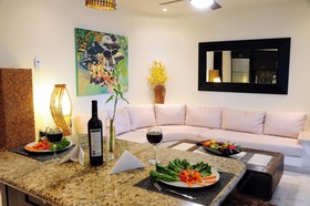 El Taj Oceanfront & Beachside Condos