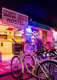 Enjoy Playa Hostel