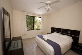 Green Oasis Home Boutique