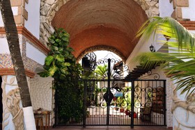 Hacienda San Jose by Playa District