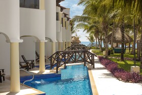 Hidden Beach Resort Au Naturel Club