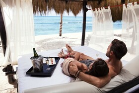 Hidden Beach Resort Au Naturel Club