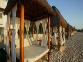 Hidden Beach Resort Au Naturel Club