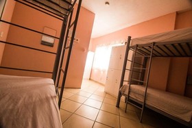 Hostel 3B Chic & Cheap