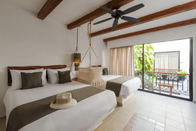 Banana Boutique By GuruHotel