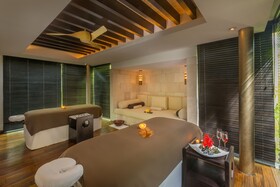 Hotel Blue Diamond Luxury Boutique