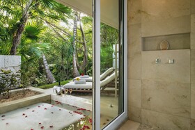 Hotel Blue Diamond Luxury Boutique