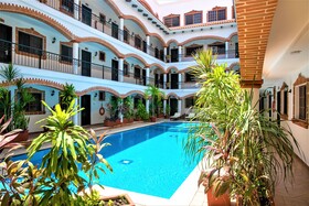 Hotel Colonial Playa del Carmen
