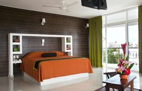 Kay Hotel