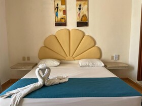 Hotel Manzana Blanca