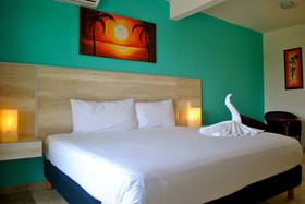 Hotel Punta Esmeralda